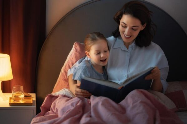 Povești de noapte bune: importanța lecturii înainte de culcare