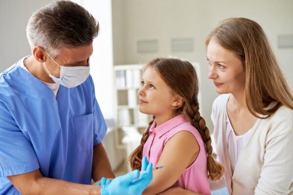 Vaccinările și sănătatea copilului: ce trebuie să știe părinții