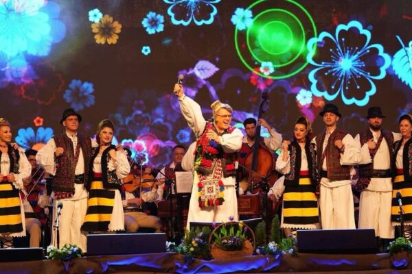 Fuego sărbătorește 50 de ani printr-un concert aniversar alături